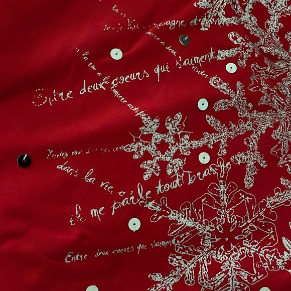 RUBY RD. petite Red with Silver Sequin & Shimmer Design 3/4 Sleeve Top Size PS - Picture 7 of 10